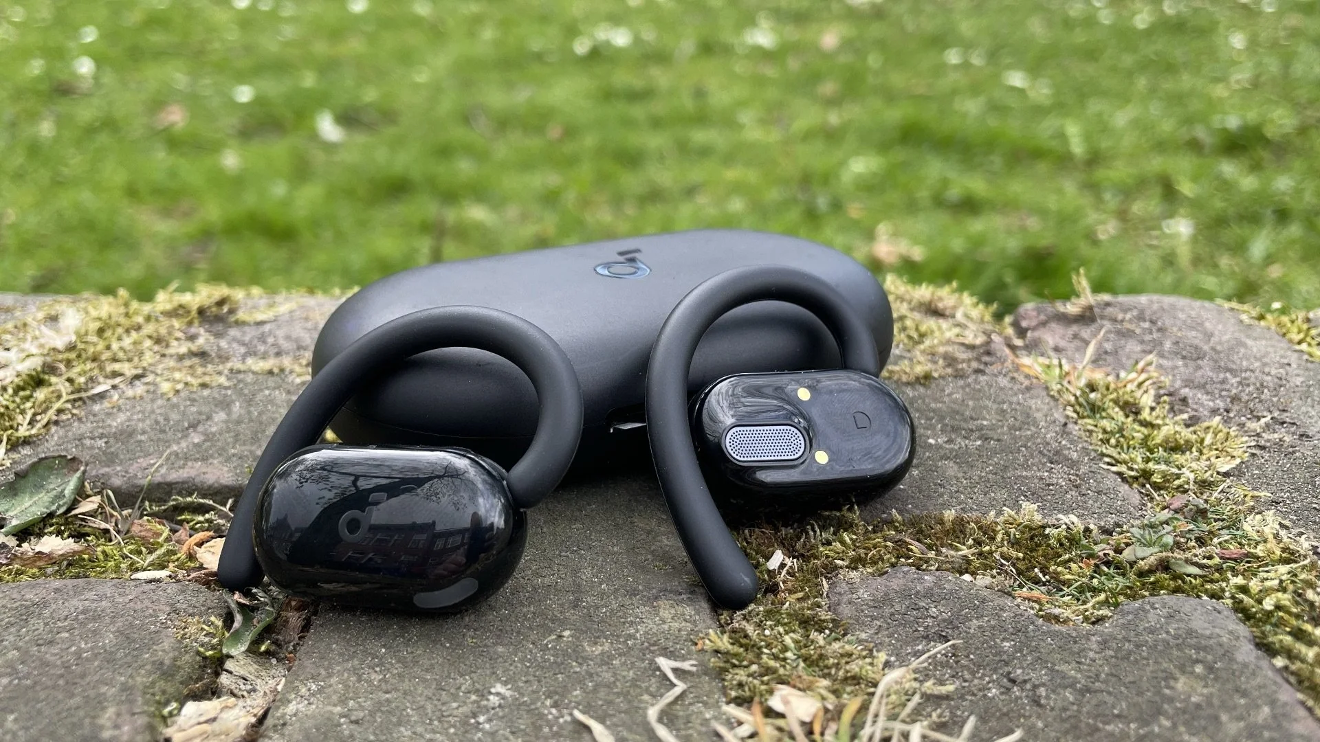 بررسی هندزفری ورزشی انکر Soundcore V20i