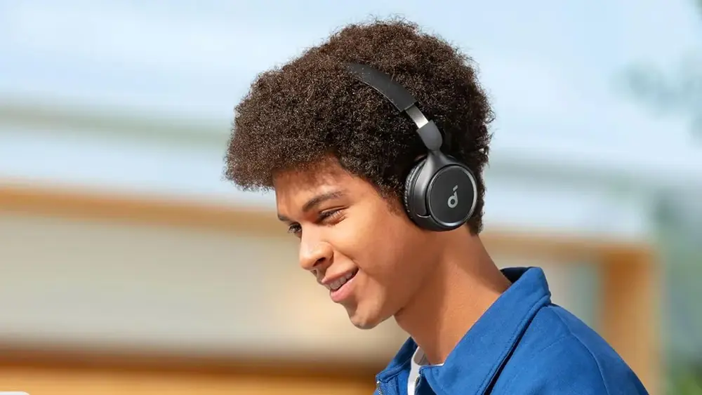 راحتی و طراحی هدفون On-ear انکر H30i