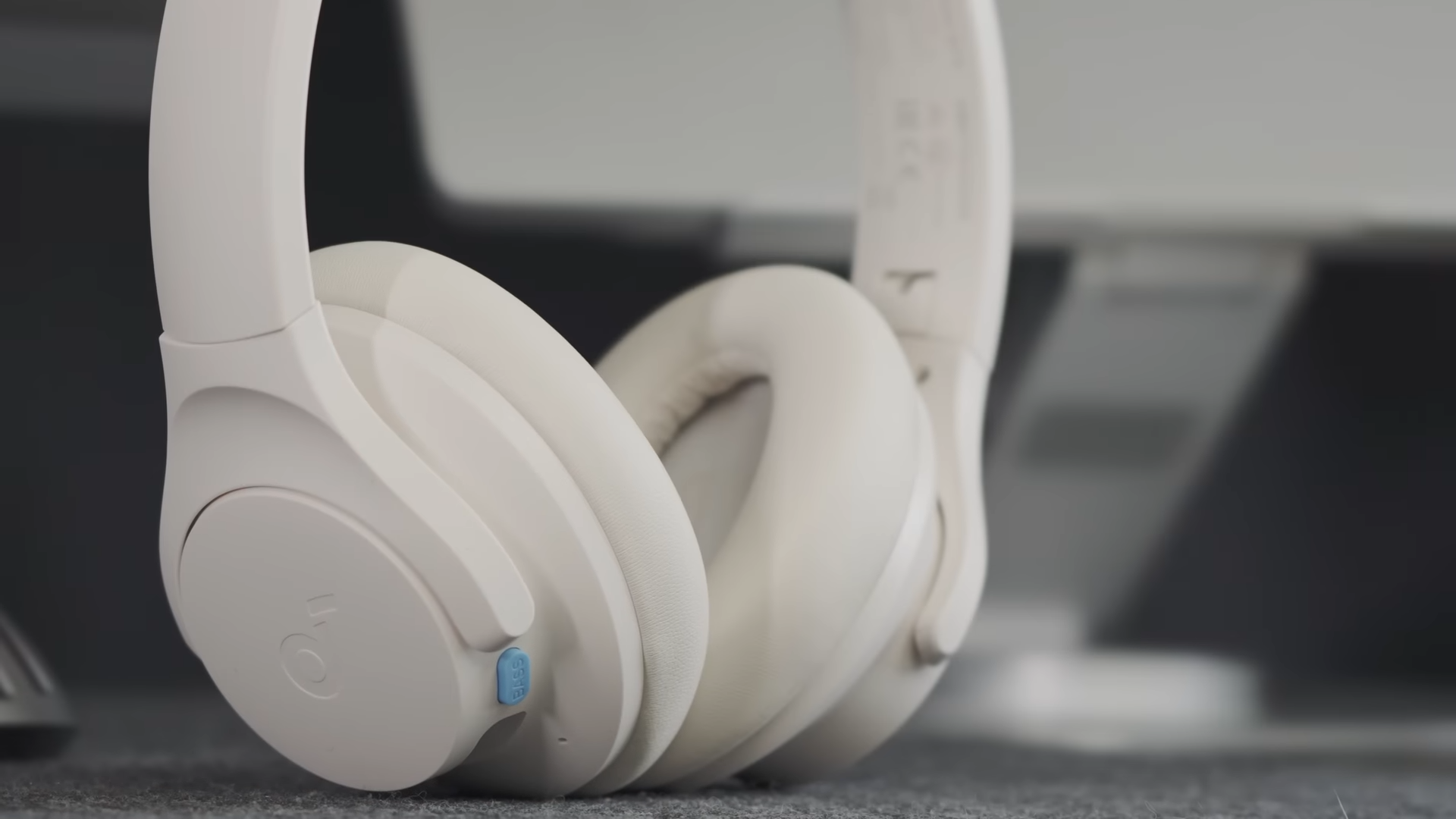 نقد و بررسی تخصصی هدفون انکر Soundcore Q11i